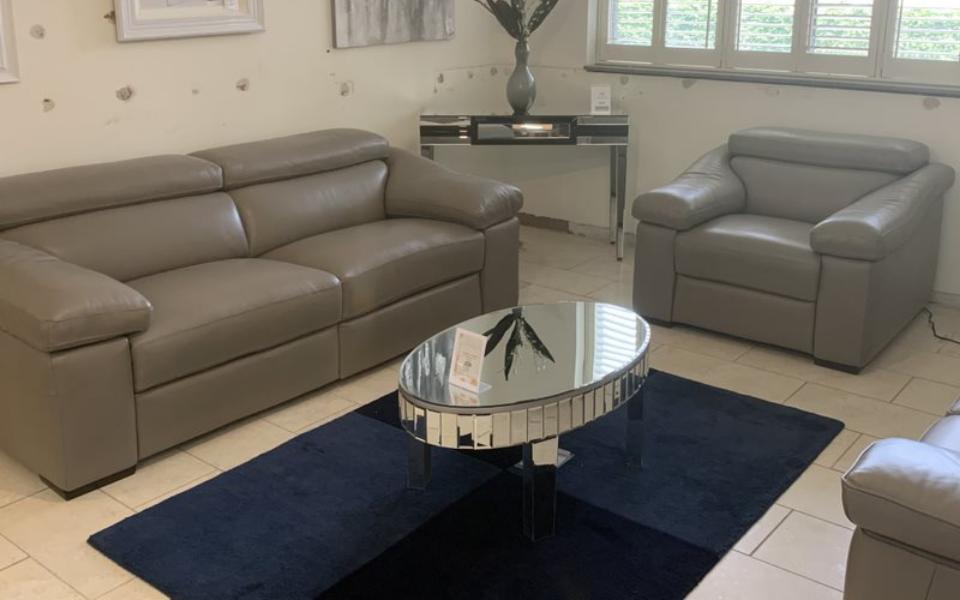 Editions Gioia Sofa
Electric Motion & Armchair
Was £5,906 Now £2,999 Editions Gioia Sofa
Electric Motion & Armchair
Was £5,906 Now £2,999